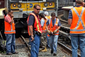 LIRR Workers