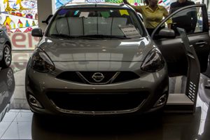 Nissan recalls 200,000 ’03 cars