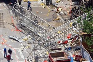 2 deaths in crane collapse