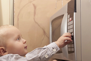 Microwaves Pose Significant Burn Injury Risk to Small Children