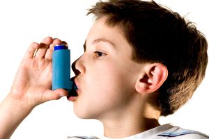 chuld with asthma