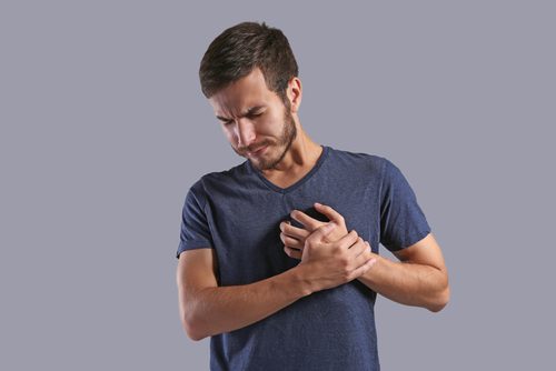 Heartburn med taken with antibiotic may cause irregular heartbeat