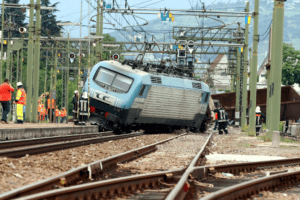 train derails and crashes
