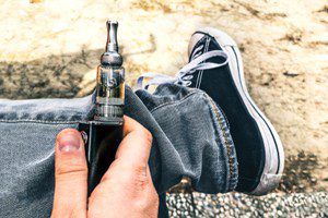Teen’s Vape Pen Injuries Highlight Dangers of the Devices