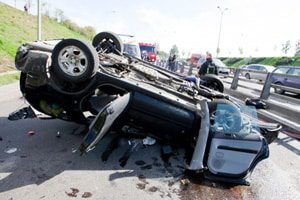 Three-Car Crash Causes Injuries, Traffic Tie-ups in Hicksville, New York