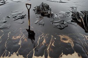 Oil Spill into Yellowstone River Raises Concerns about Aging Pipelines