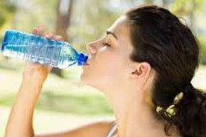 pregnant-woman-wva-should-drink-bottle-water