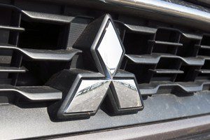 Mitsubishi motors recalls 223,000 vehicles