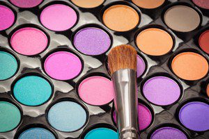 Asbestos found in children’s makeup kit and some eye shadow products