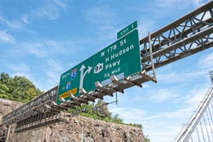 Injuries reported in a 27-car accident on the henry hudson bridge