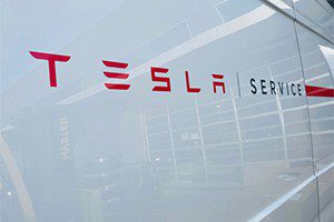 Tesla rearview image display failure accident lawsuits