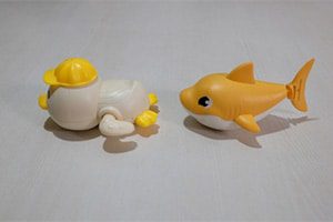 Zuru baby shark bath toys pulled due to injury risk